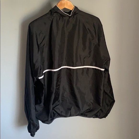 Sports illustrated Wind Breaker Jacket! - Picture 4 of 4